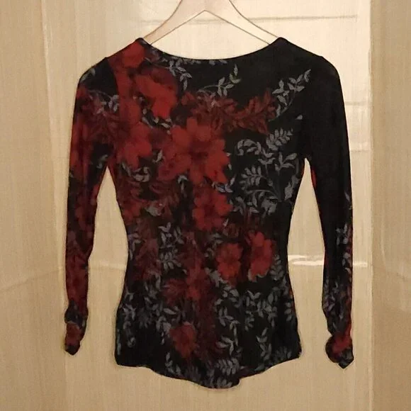 Venus Black Red Floral Cardigan Sweater XS - Picture 2 of 7